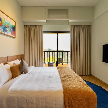 Oxford Golf Resort Pirangut Dış mekan fotoğraf