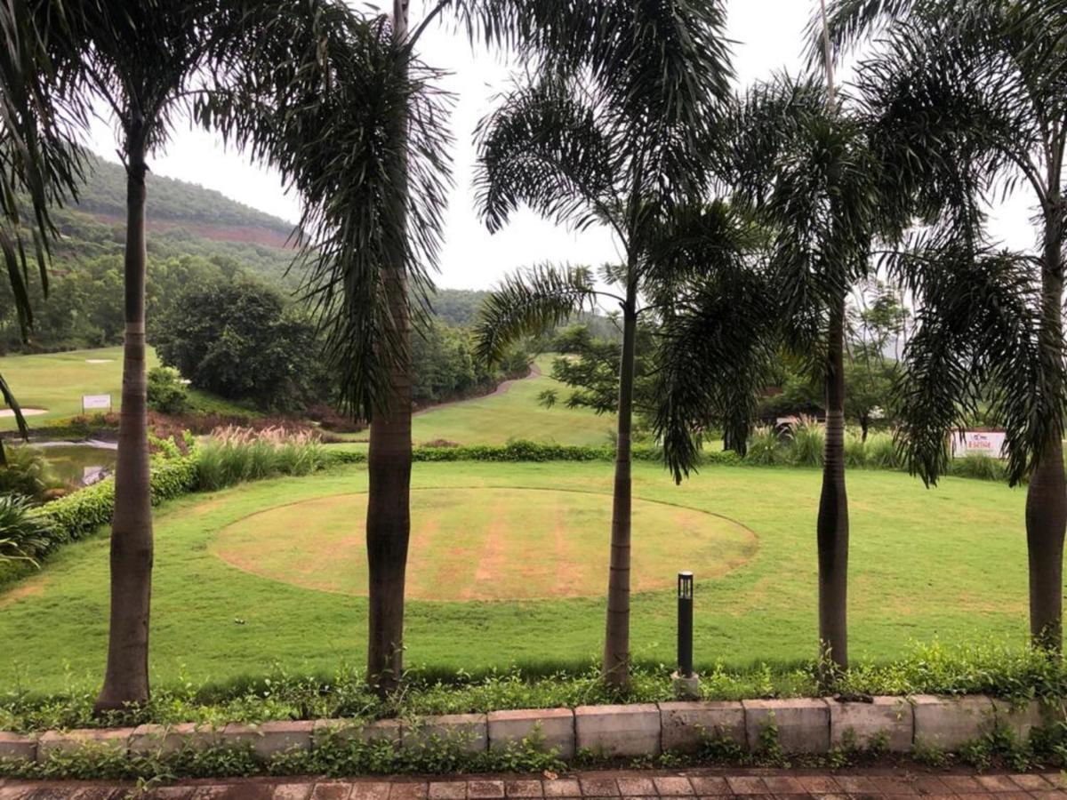 Oxford Golf Resort Pirangut Dış mekan fotoğraf