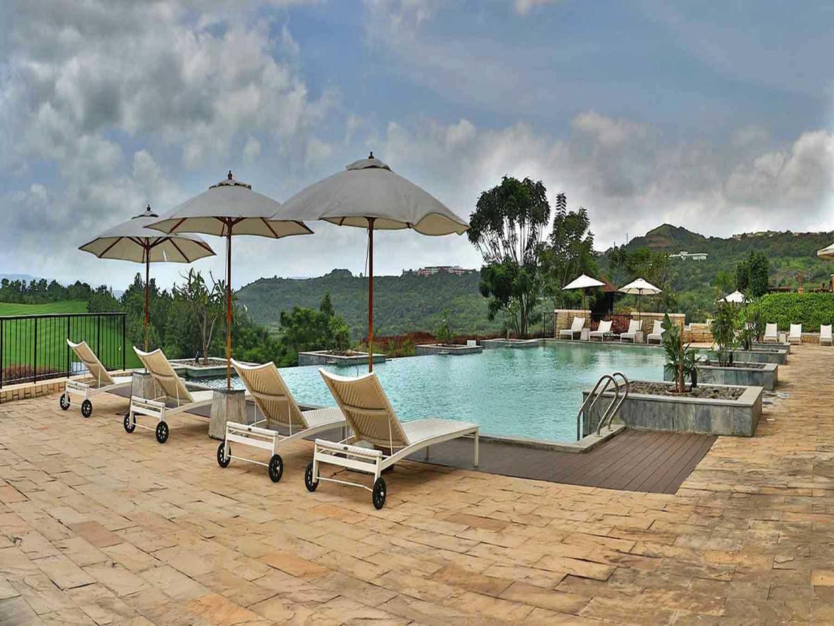 Oxford Golf Resort Pirangut Dış mekan fotoğraf