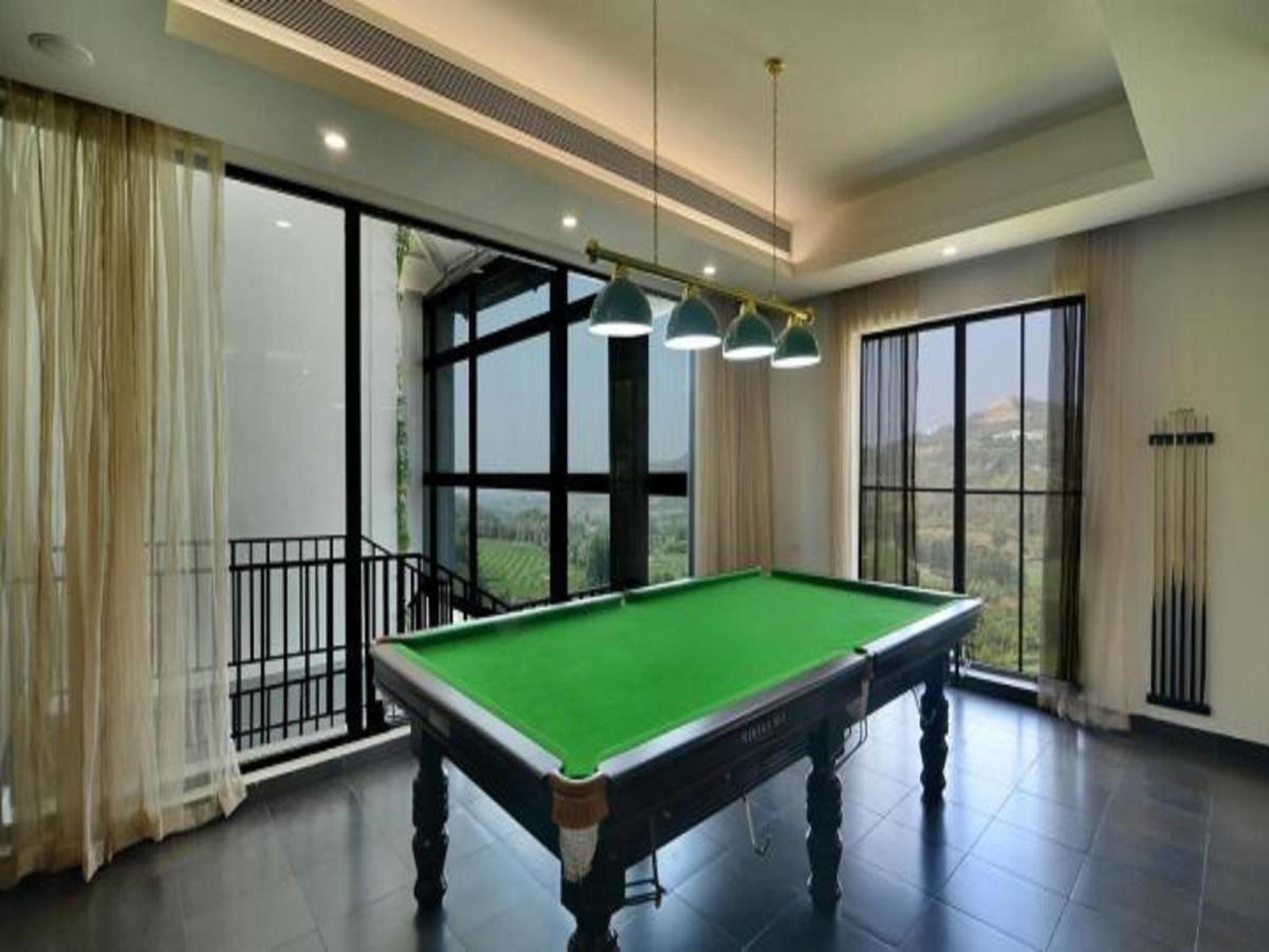 Oxford Golf Resort Pirangut Dış mekan fotoğraf