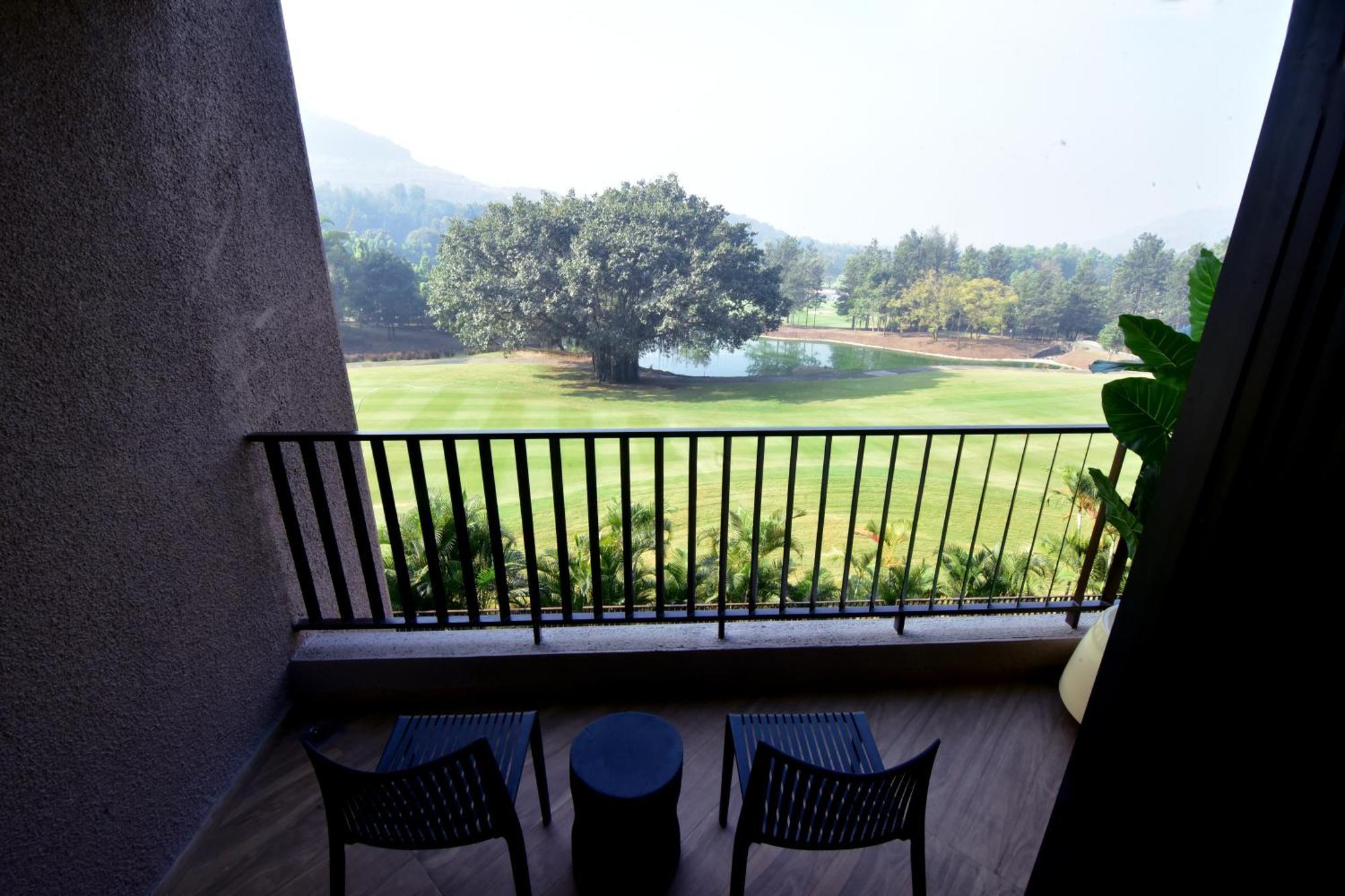 Oxford Golf Resort Pirangut Dış mekan fotoğraf